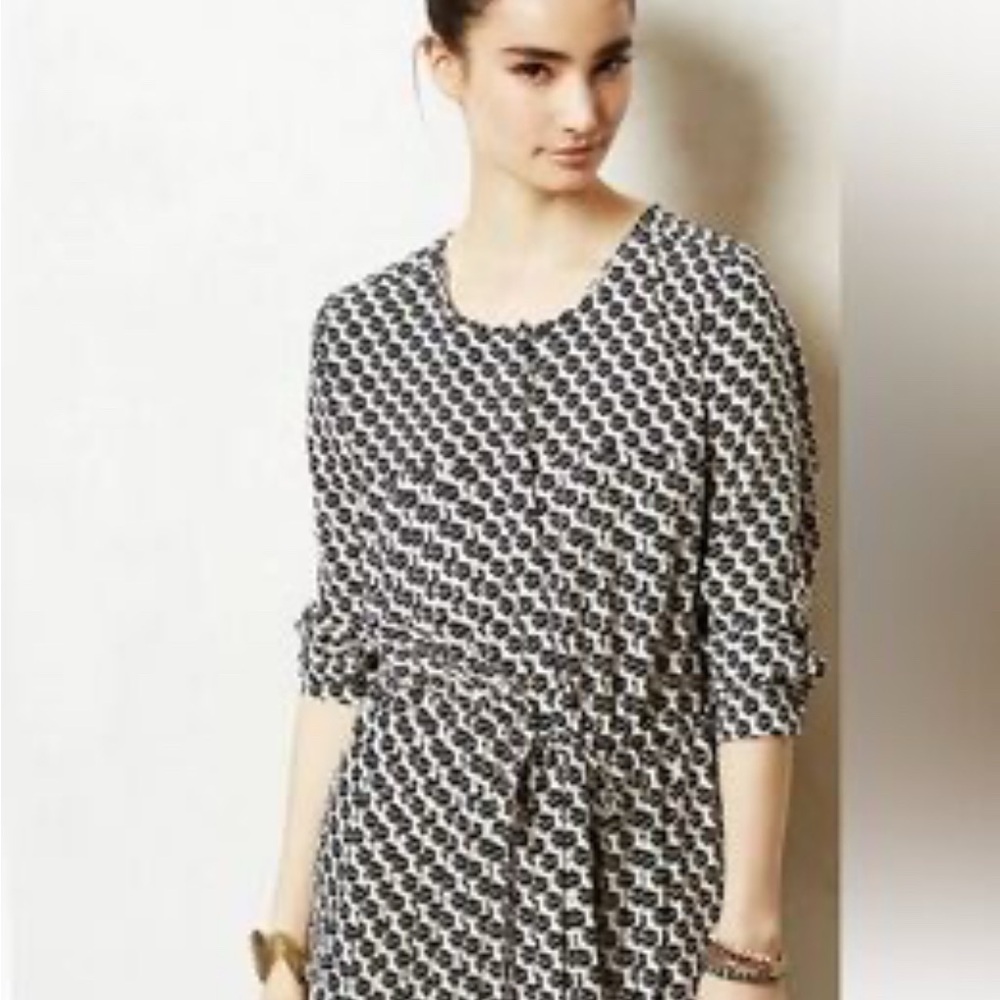 Maeve Black and White Leaf Pattern Top